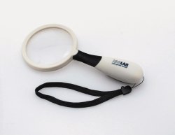 Handheld magnifier with illumination | Description : 3X / 5X magnification